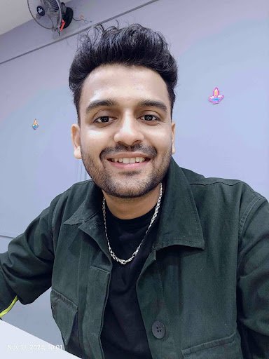 Vinayak Agrahari | Media Mafia Owner - Best digital marketing agency in Varanasi